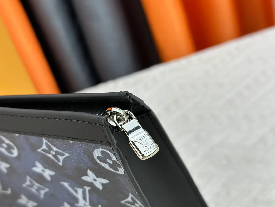 Louis Vuitton Canvas Clutch in Blue · view 6