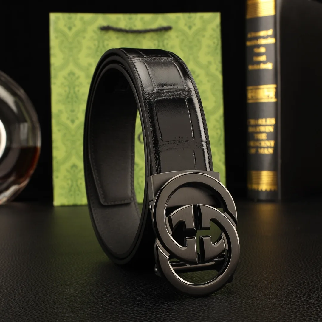 Gucci Automatic Belt in Black · view 1