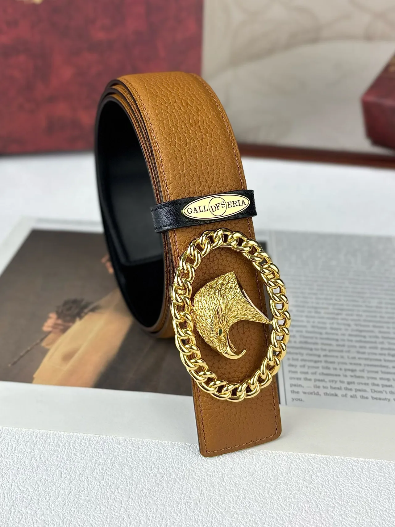 Gall Deseria Eagle Buckle Belt in Brown · view 3