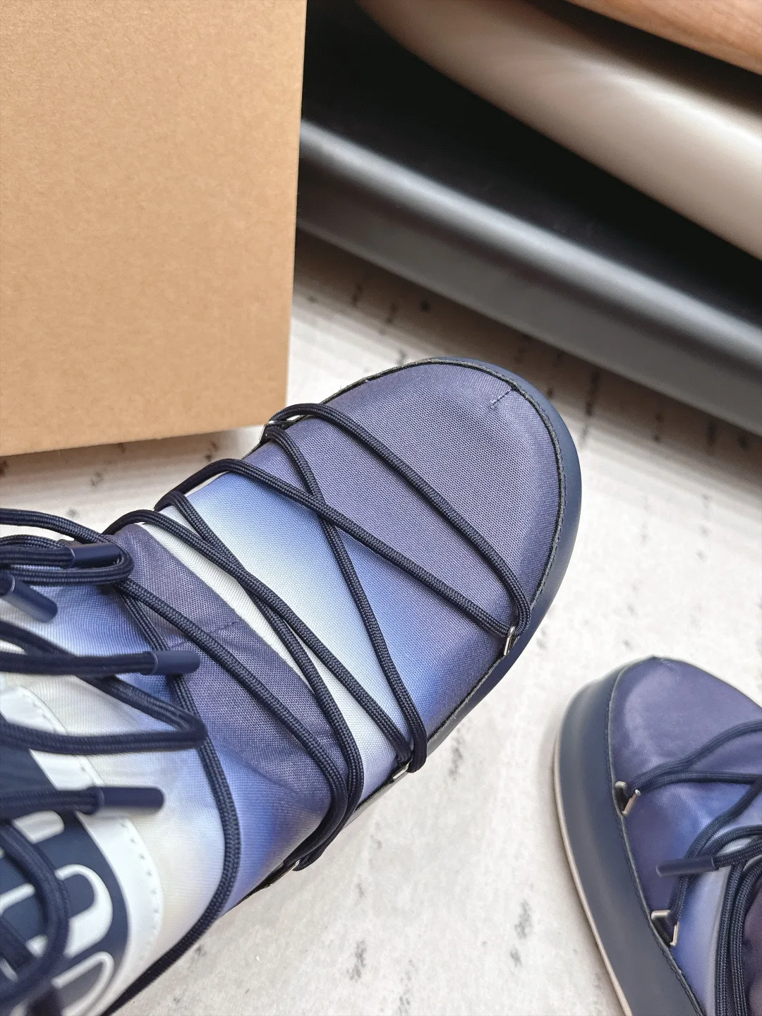 Moon Boot Gradient Snow Boots in Blue · view 6