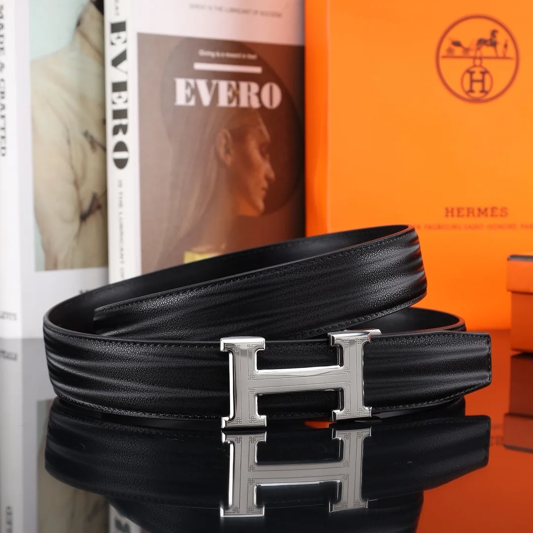 Hermes Automatic H buckle belt in Black · view 4