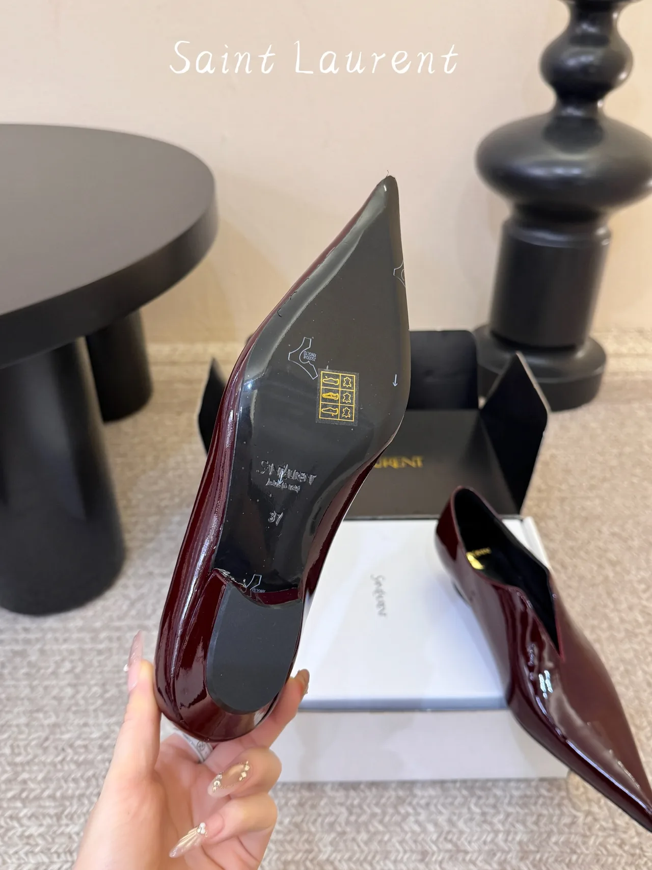 Saint Laurent Patent Leather Glossy Pointed-Toe Shoes in Burgundy · view 6