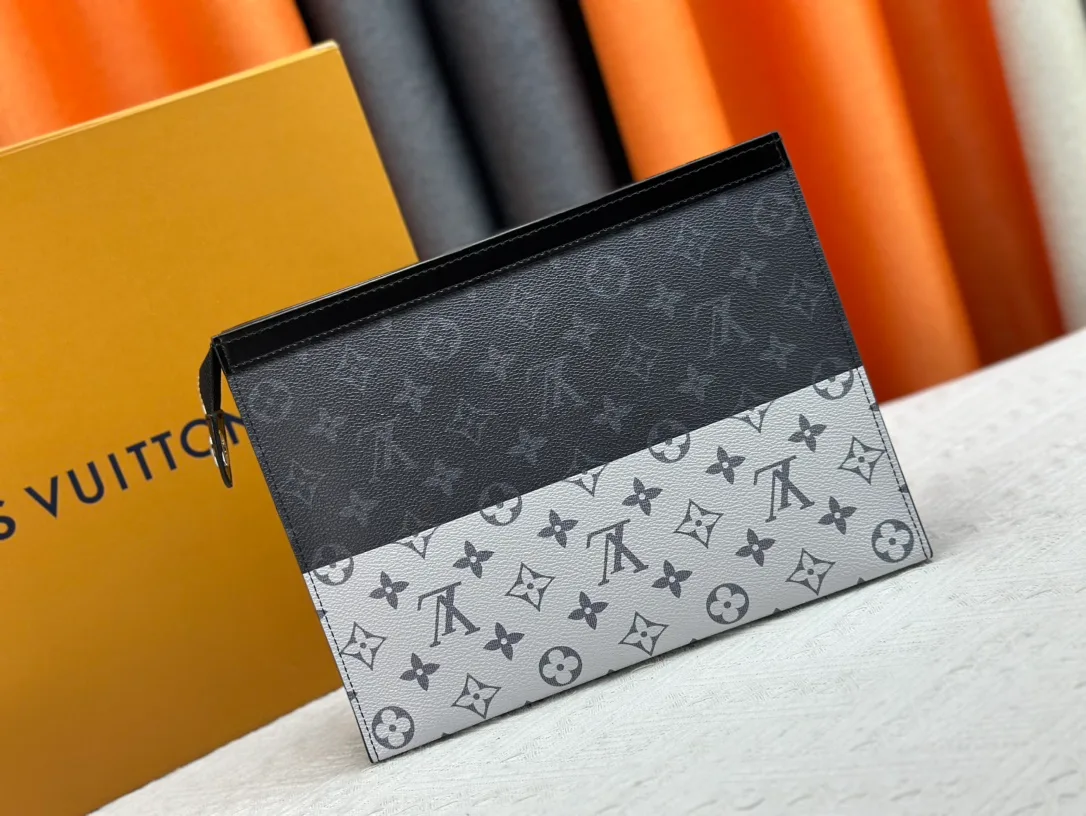 Louis Vuitton Canvas Monogram Clutch in Black · view 3