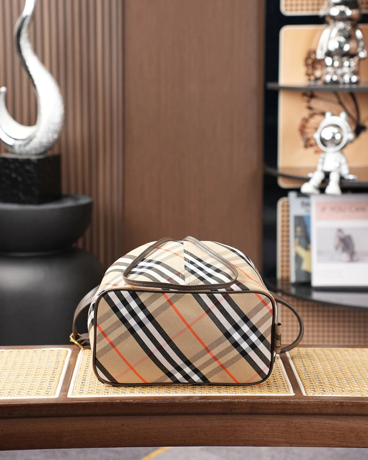 Burberry Check Bucket Bag in Beige · view 4