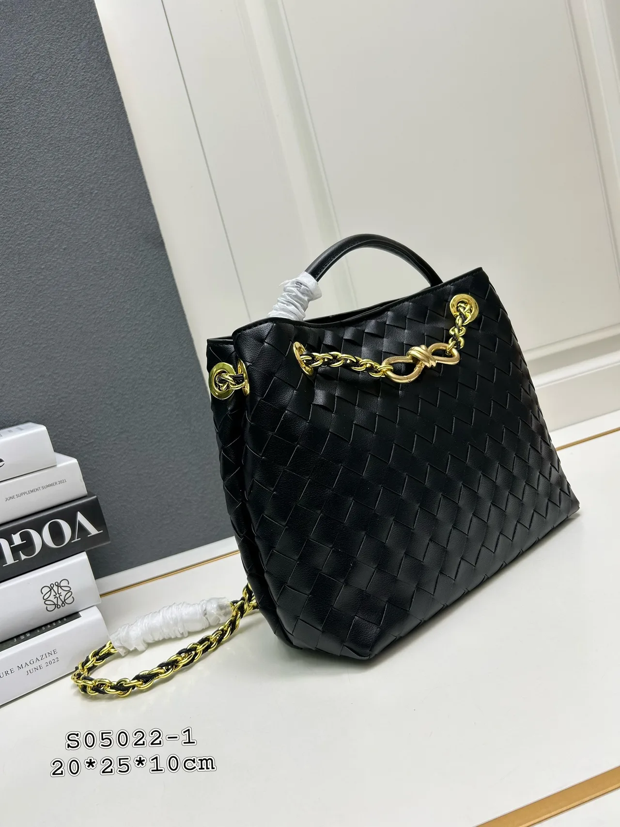 Bottega Veneta Quilted Woven Chain Tote in Black · view 2