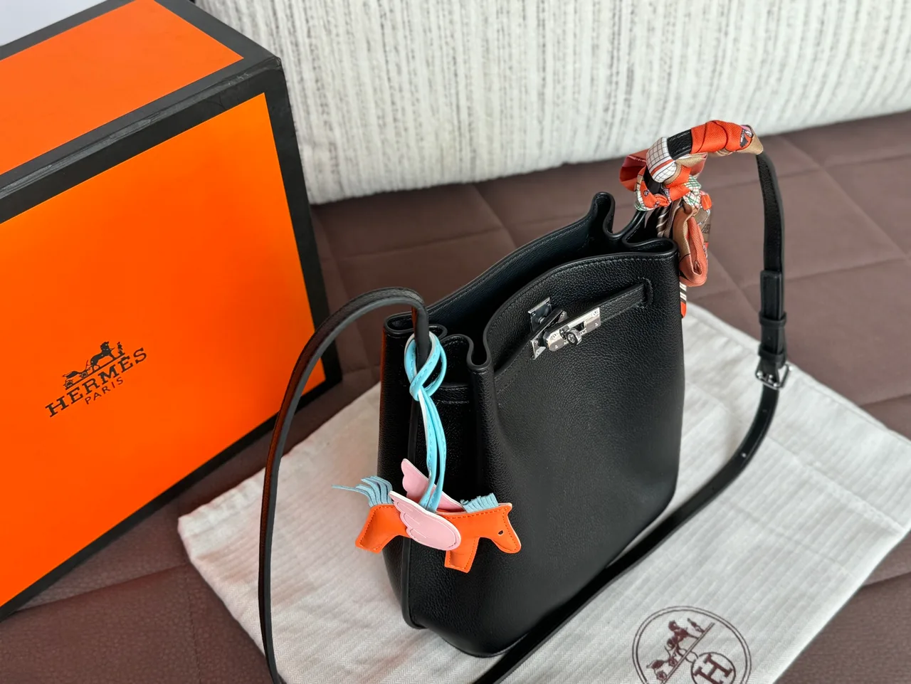 Hermes Glossy Phone Pouch in Black · view 3
