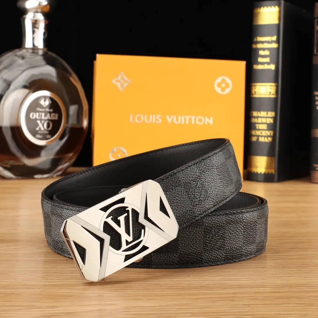 Louis Vuitton Belt in Black · view 2