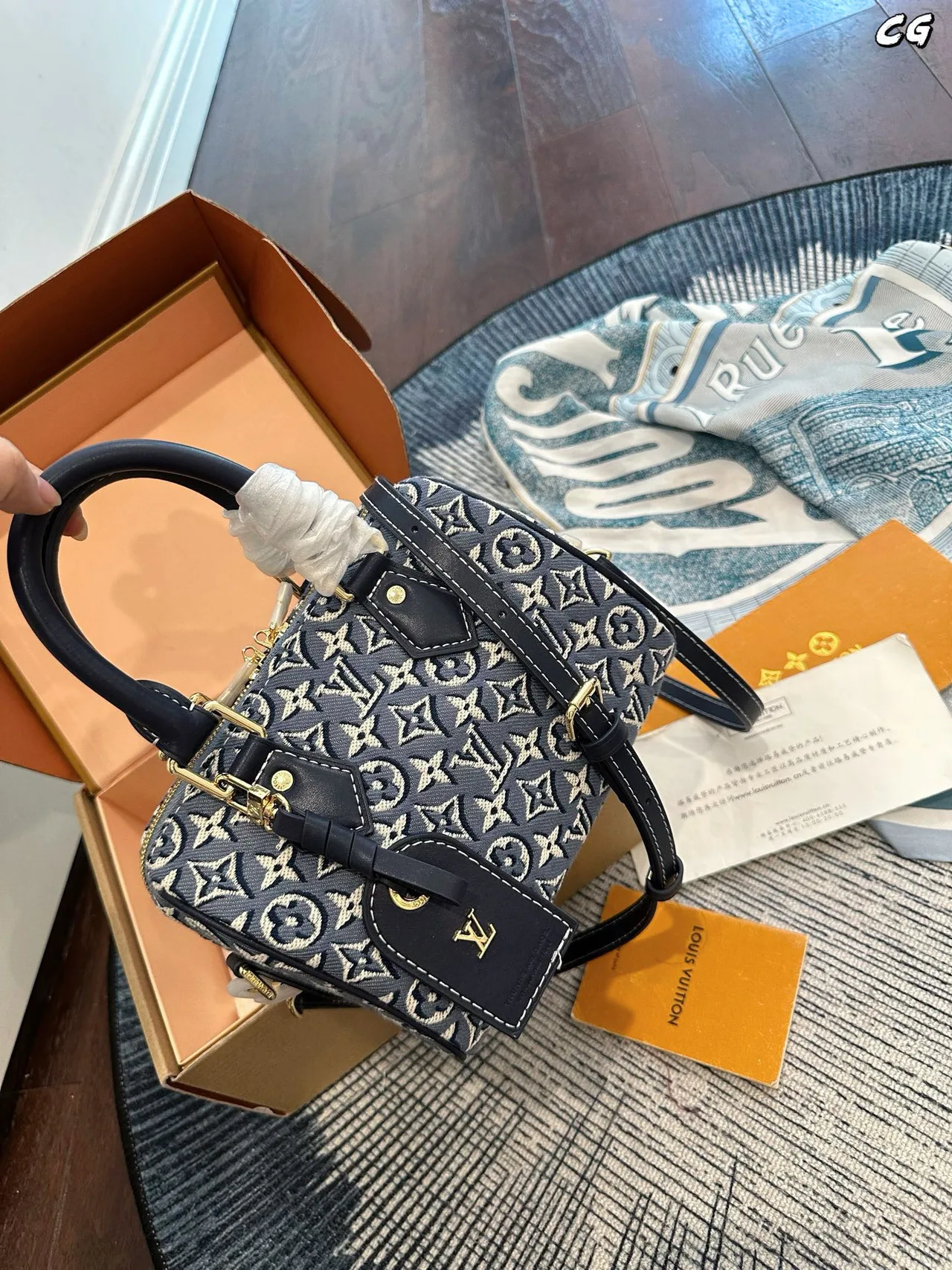 Louis Vuitton Canvas Denim Monogram Glossy Top-Handle Bag in Blue · view 3