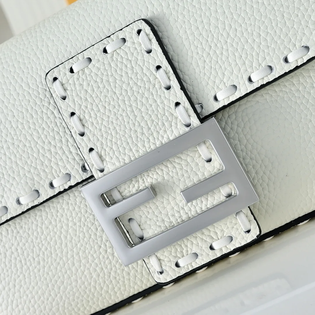 Fendi Baguette Textured Flap Shoulder Bag in White · view 4