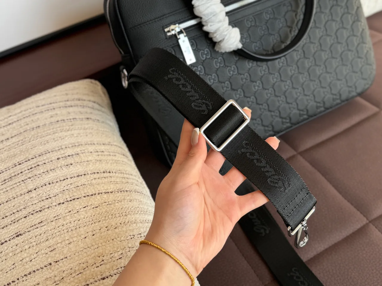 Gucci Cowhide Quilted Crossbody Bag in Black · view 8