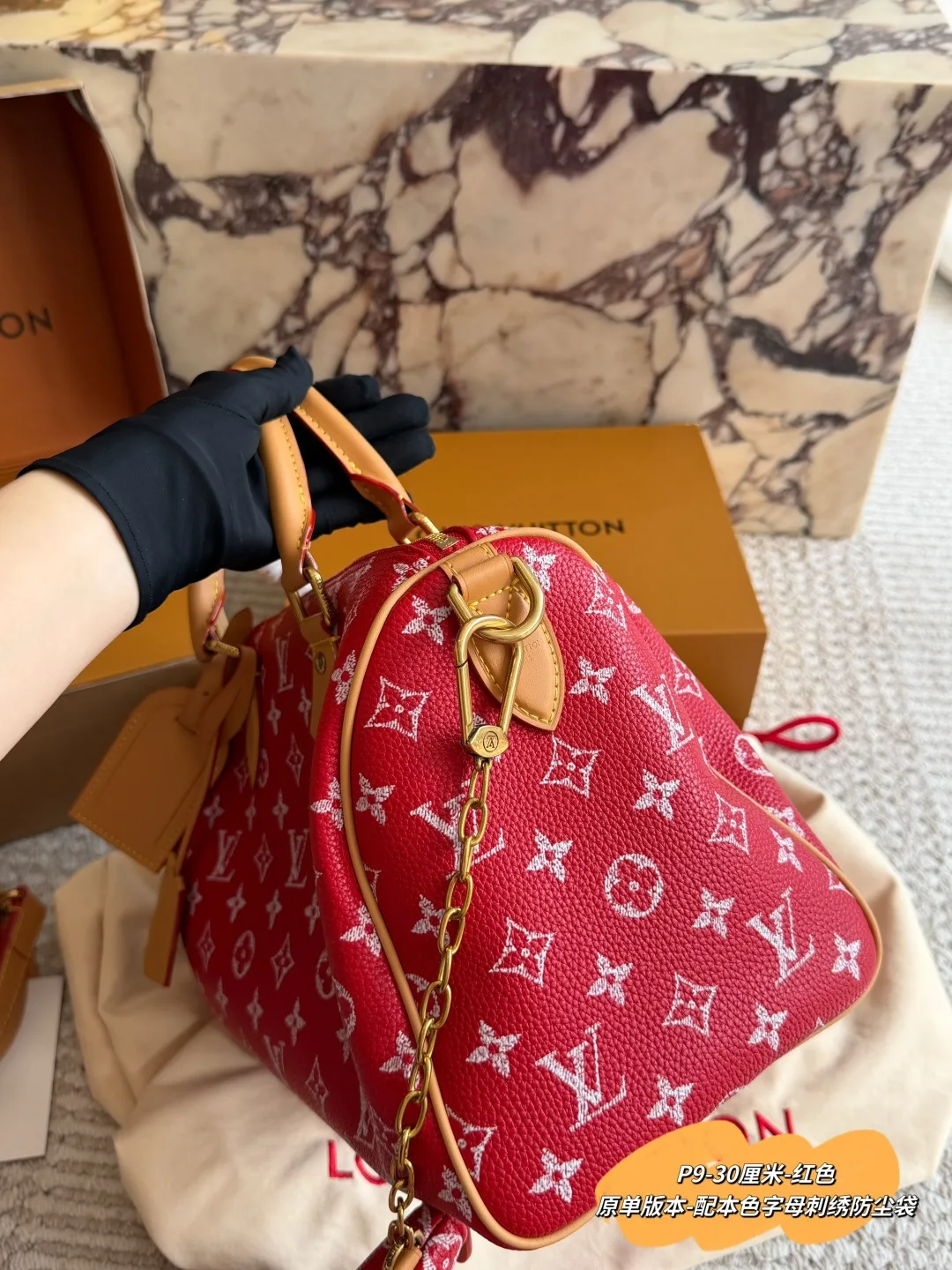 Louis Vuitton Speedy Monogram Bag with pictured pouch in Red · view 2