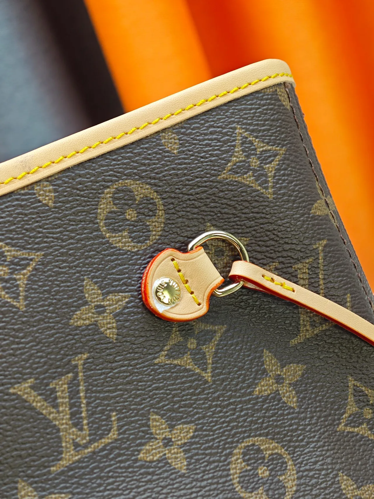 Louis Vuitton Neverfull Clutch in Brown · view 7