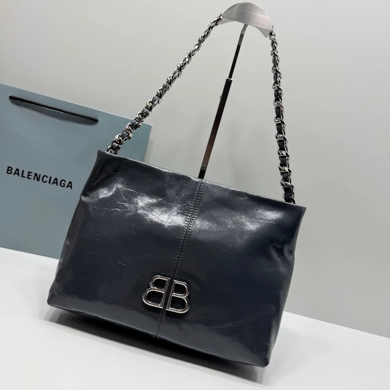 Balenciaga Cowhide Glossy Tote in Black · view 2