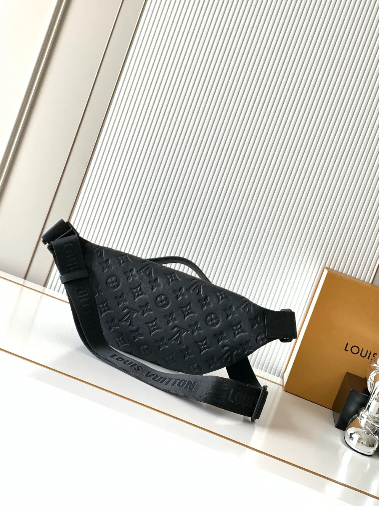 Louis Vuitton Belt Bag in Black · view 3