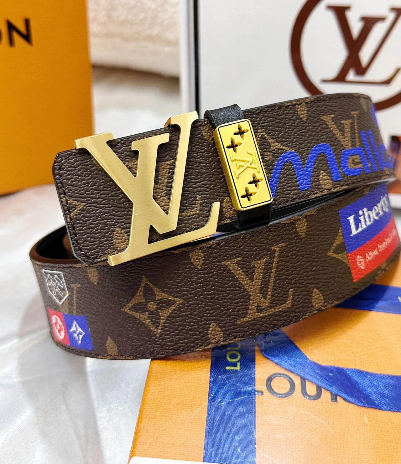 Louis Vuitton Cowhide Smooth Belt in Brown · view 2