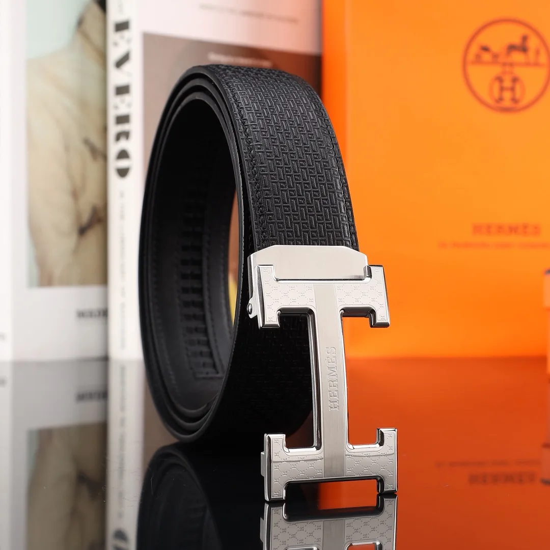 Hermes H automatic belt in Black · view 1