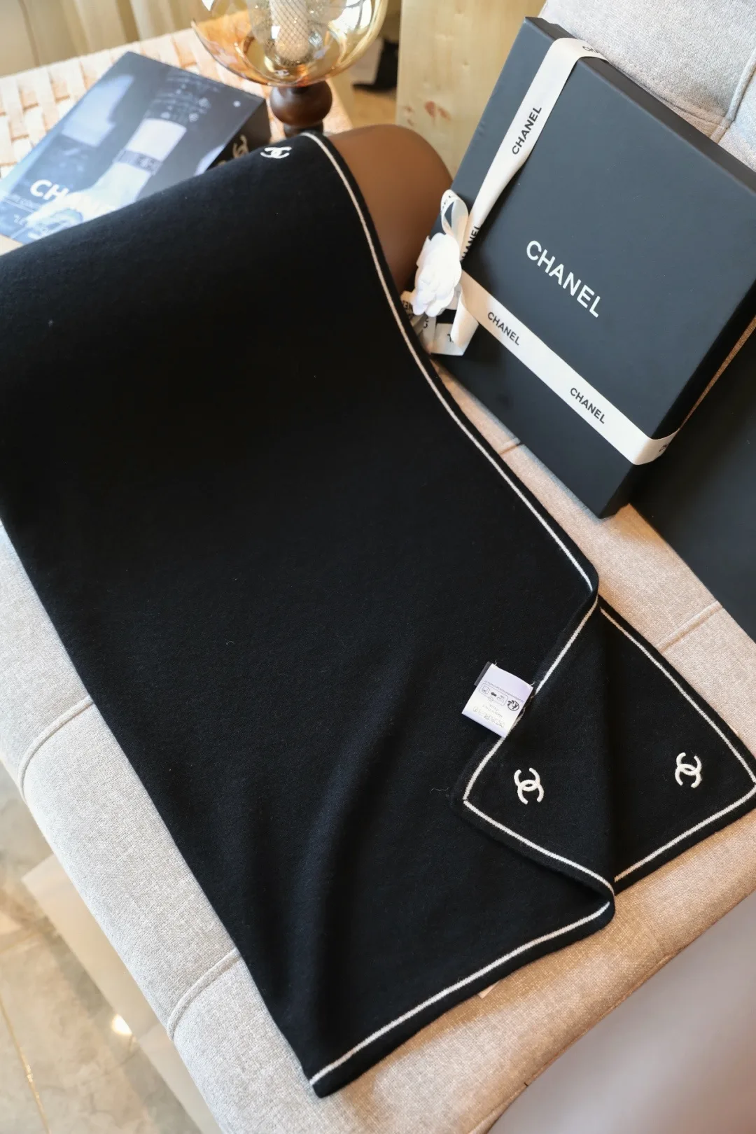 Chanel Wool Cashmere Scarf in Black · view 6