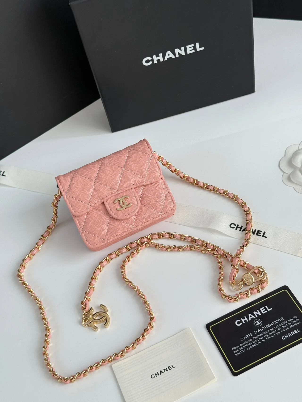 Chanel Quilted Wallet in Pink · view 2