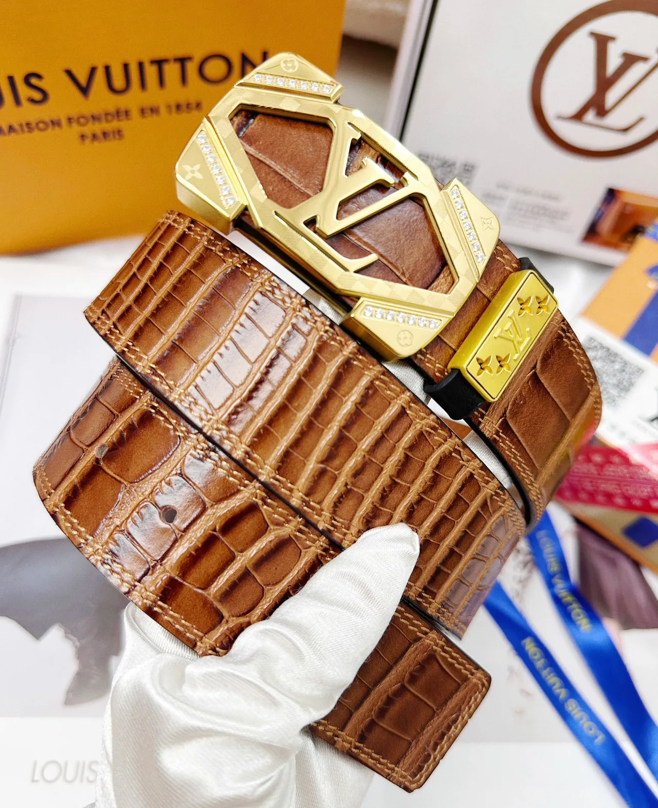 Louis Vuitton Cowhide Belt in Black · view 3