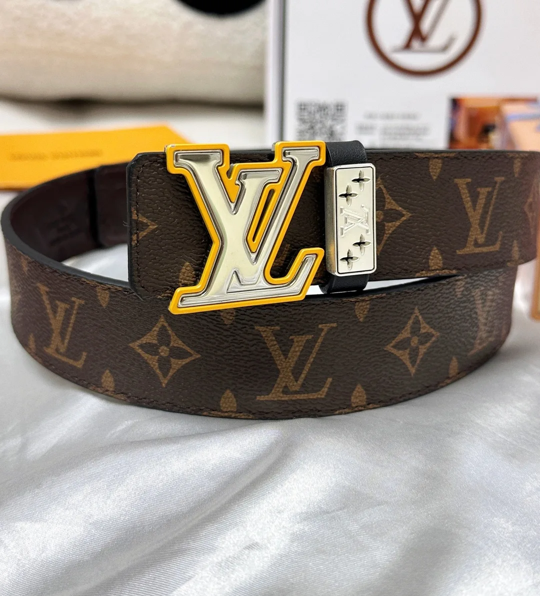 Louis Vuitton Monogram LV Buckle Belt in Brown · view 4