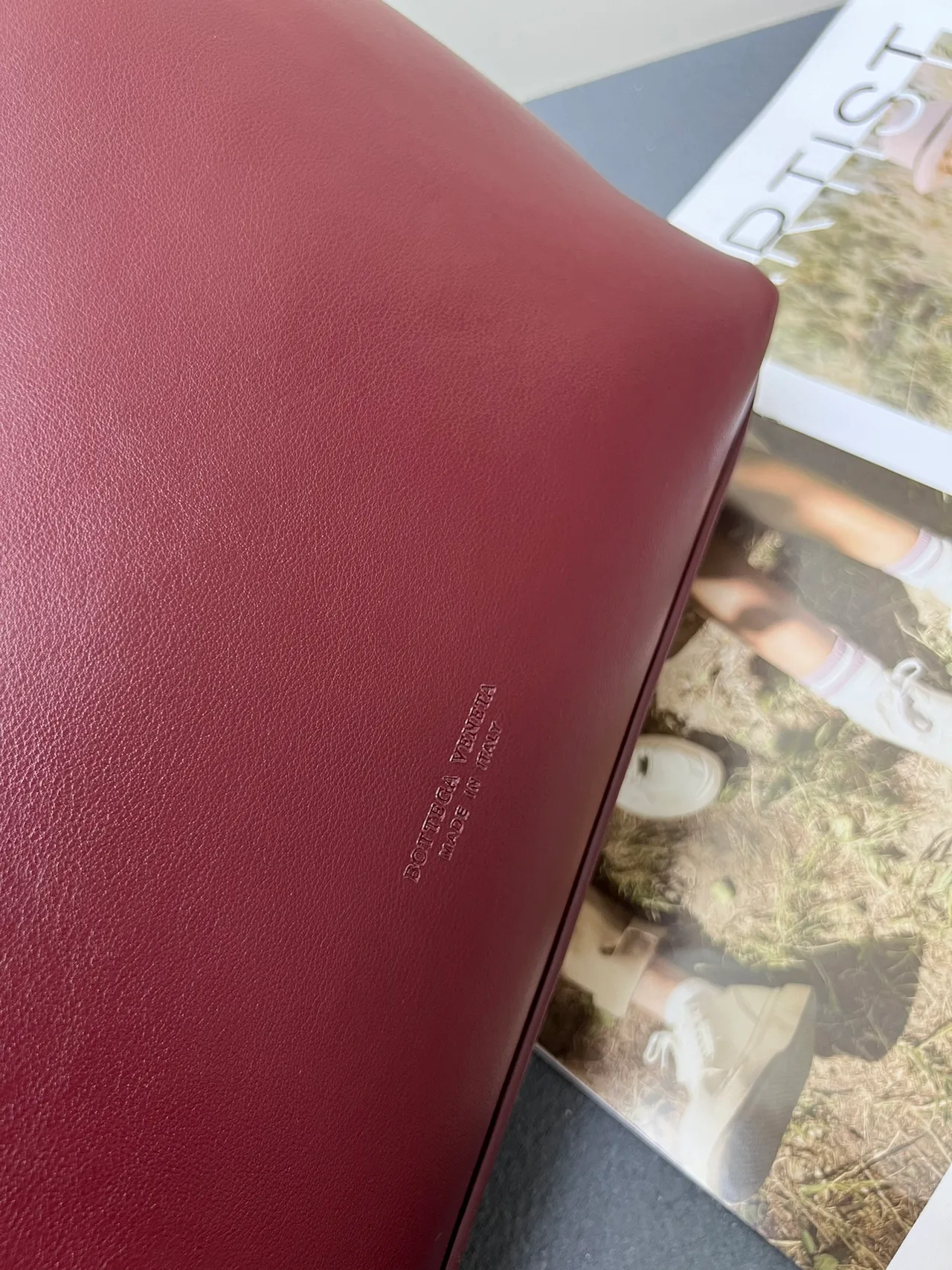 Bottega Veneta Calfskin Woven Andiamo Shoulder Bag in Burgundy · view 5