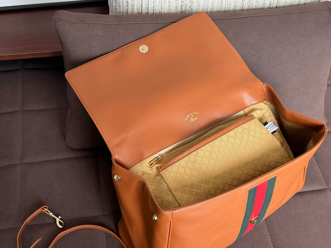 Gucci Quilted Striped Crossbody Bag in Tan · view 7