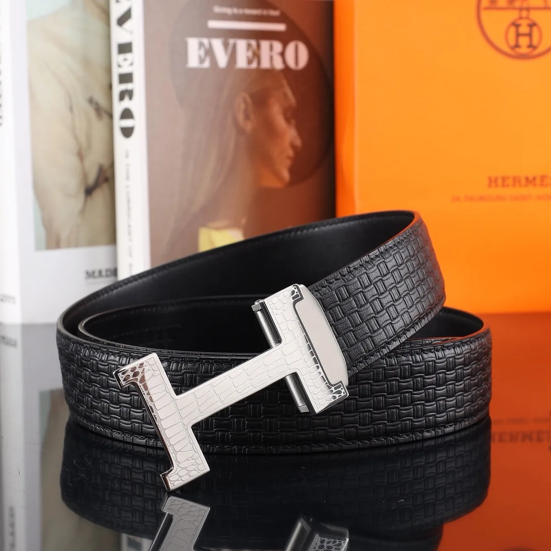 Hermes H Automatic Belt in Black · view 3