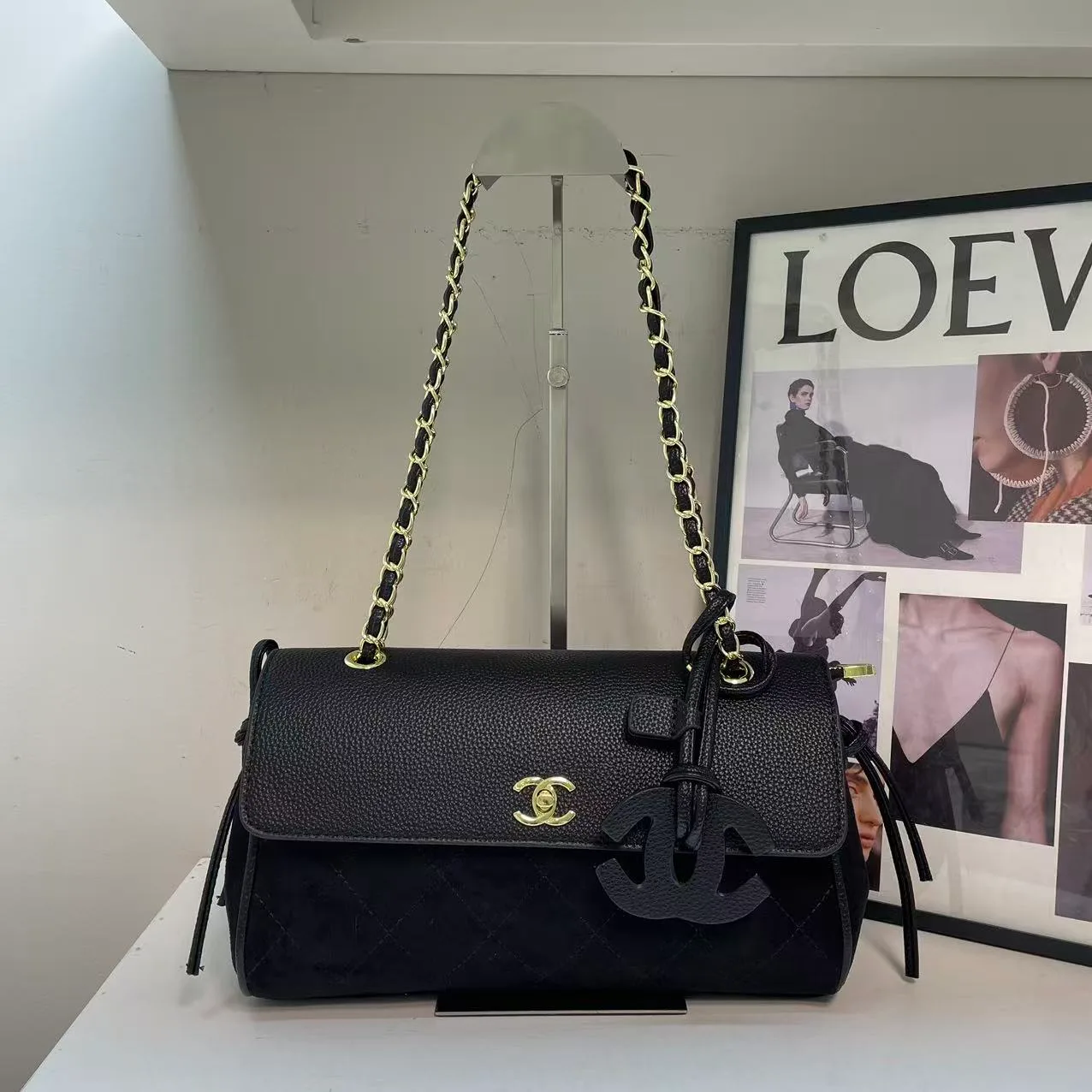 Chanel Baguette Chain flap shoulder bag in Beige & Black & Brown & Grey & Burgundy · view 3