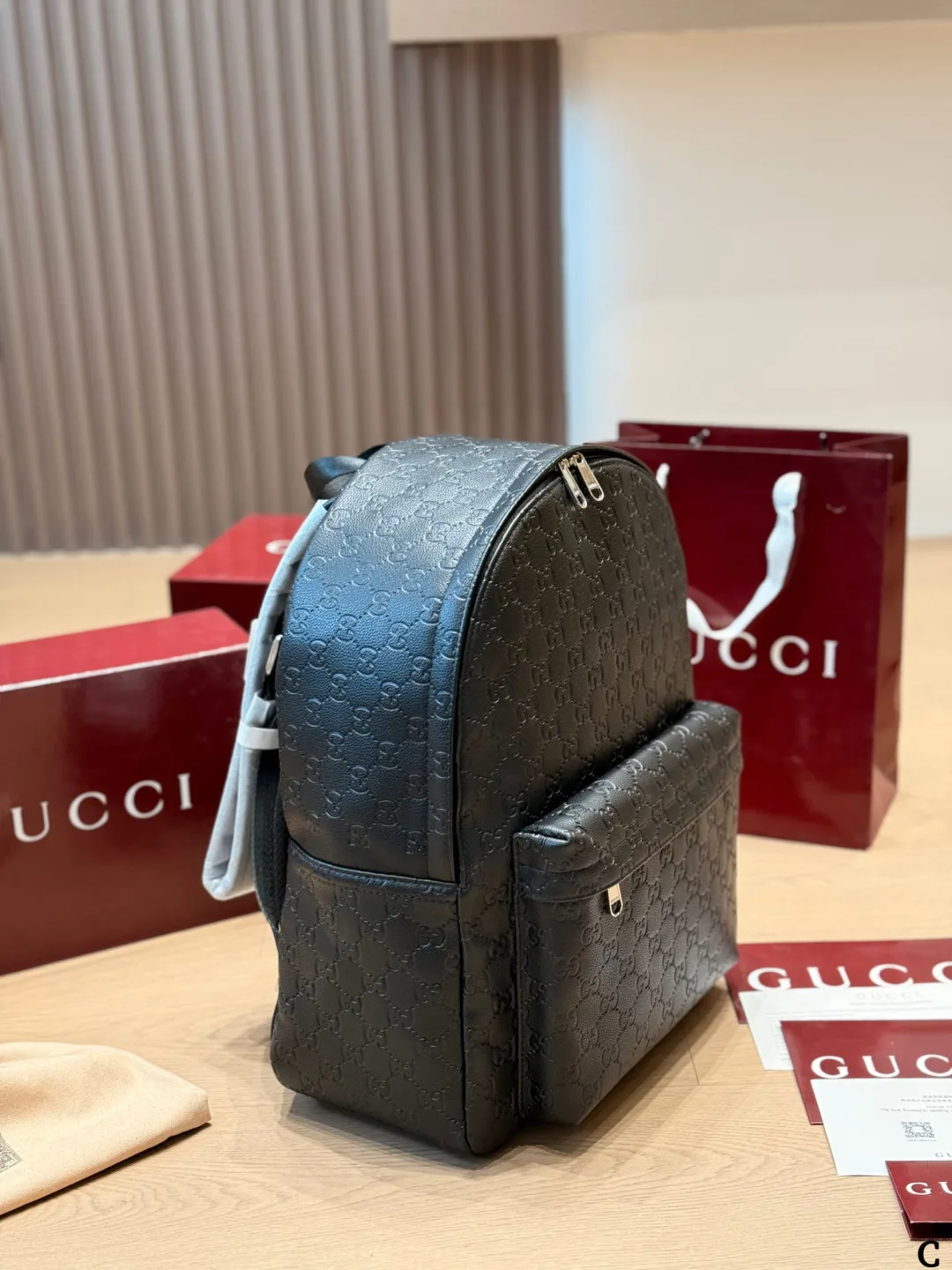 Gucci Cowhide Backpack in Black · view 4