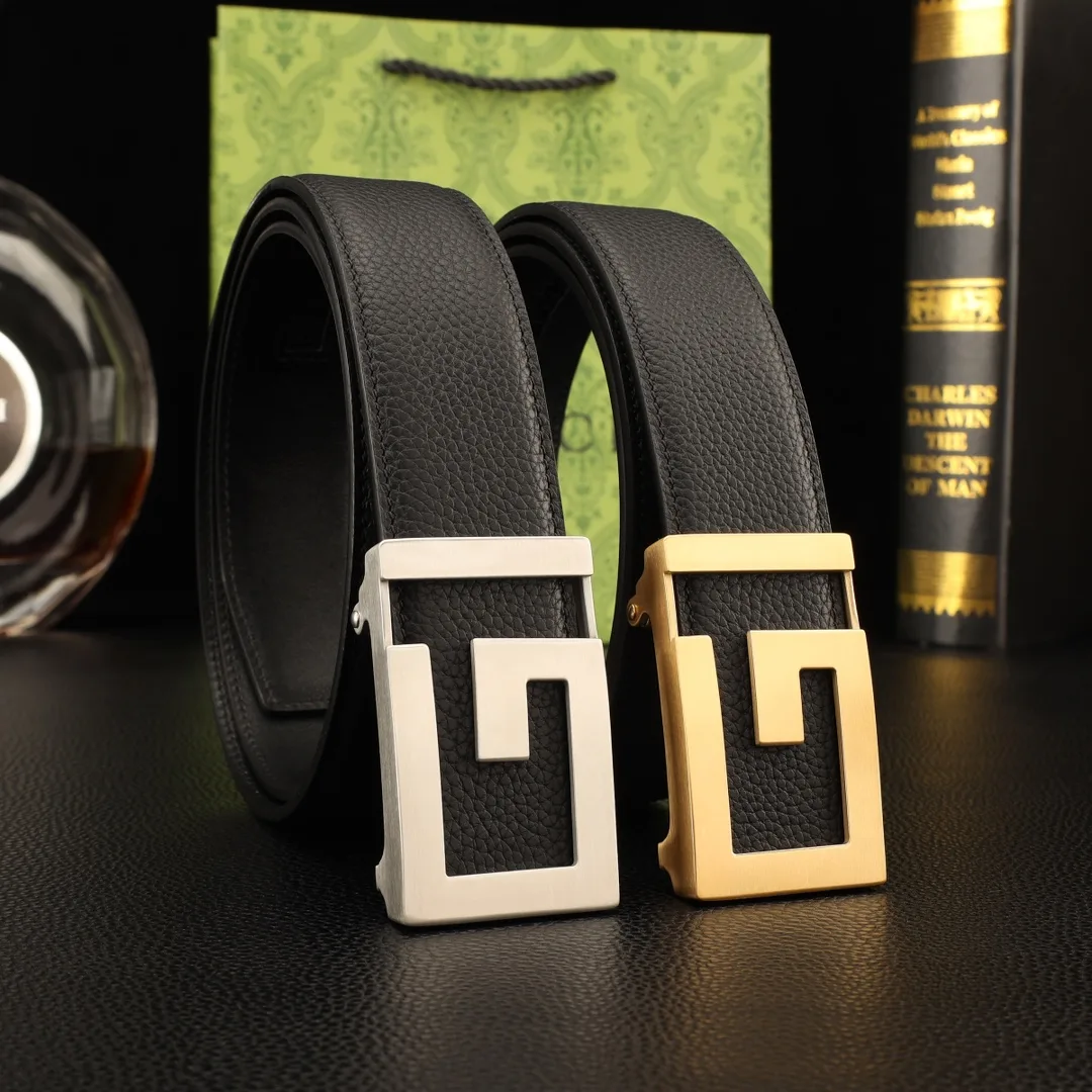 Gucci G Buckle Belt in Black · view 8
