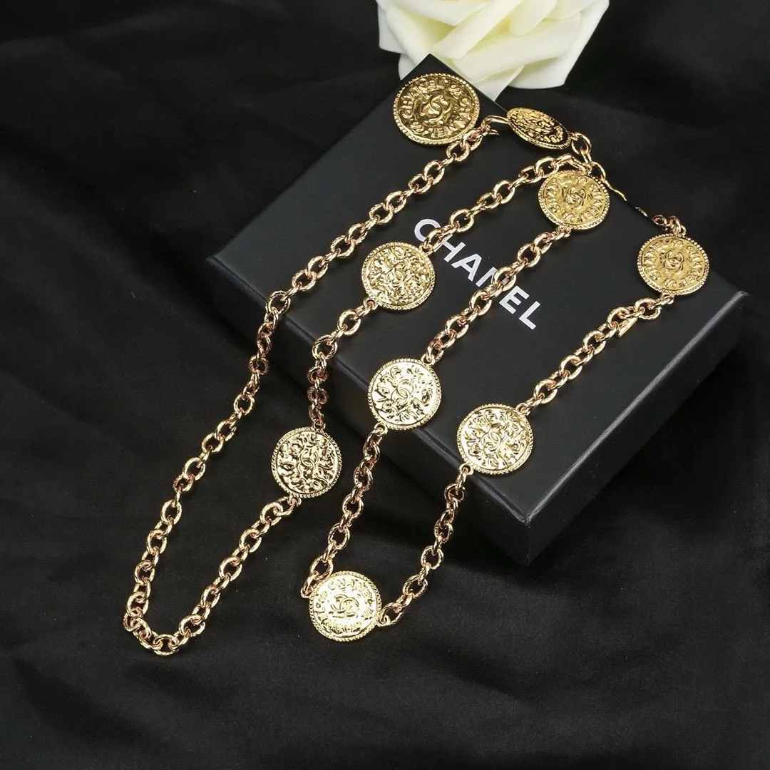 Chanel Chain Belt in Gold · view 4