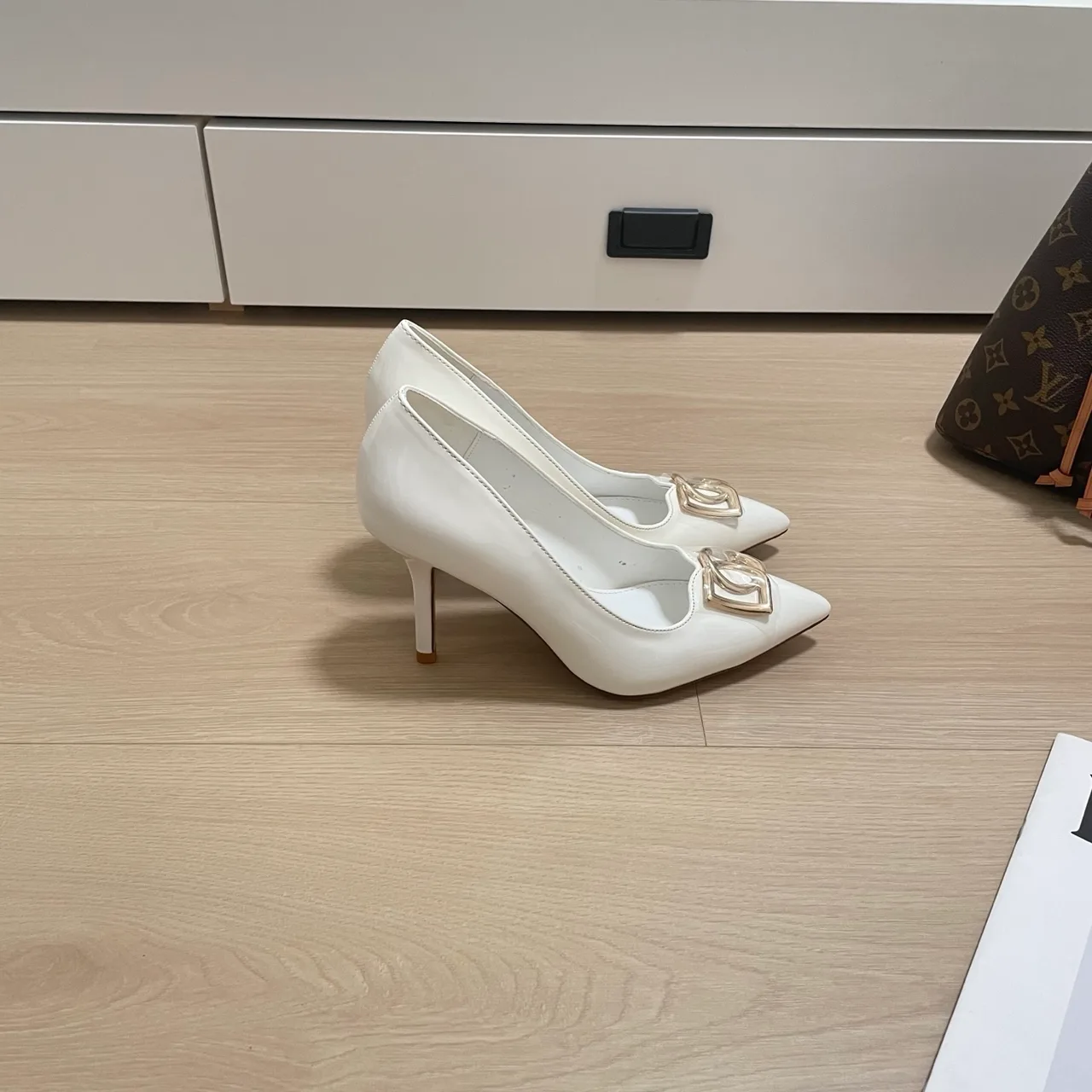 Dolce & Gabbana Sheepskin Patent Leather Glossy Pointed-Toe DG Pointed Heel Pumps in White · view 3