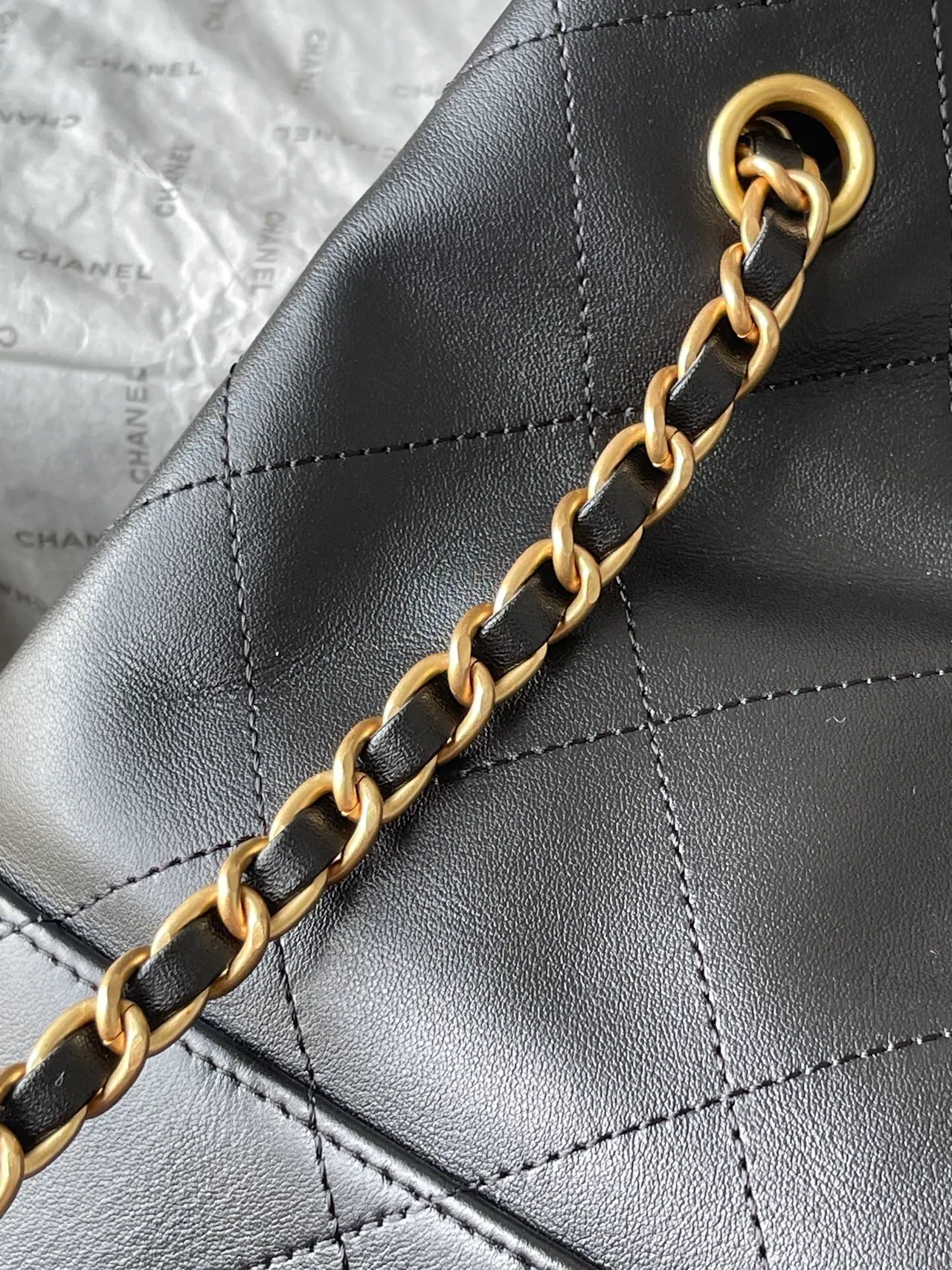 Chanel Leather Quilted Tote in Black · view 7