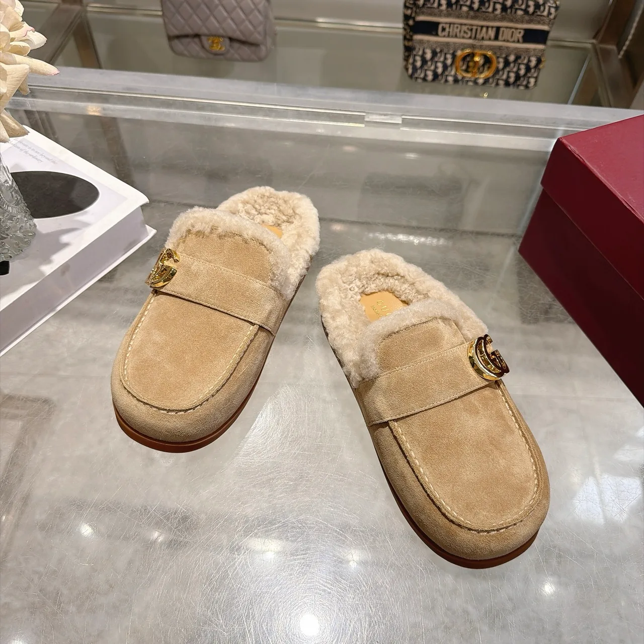 Gucci Cowhide Wool Suede-Look Slippers in Beige · view 4