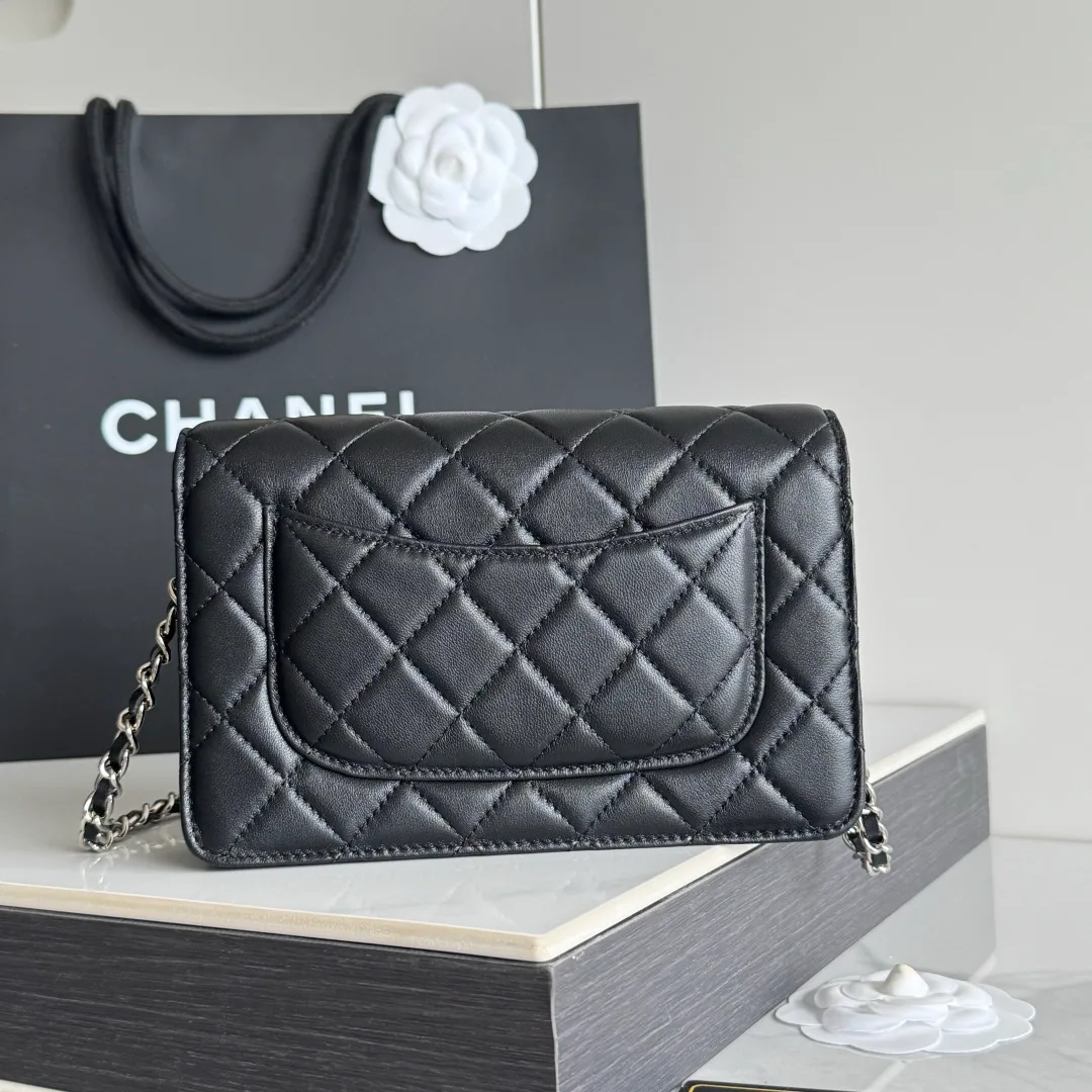 Chanel Calfskin Quilted Glossy Clutch in Black · view 3
