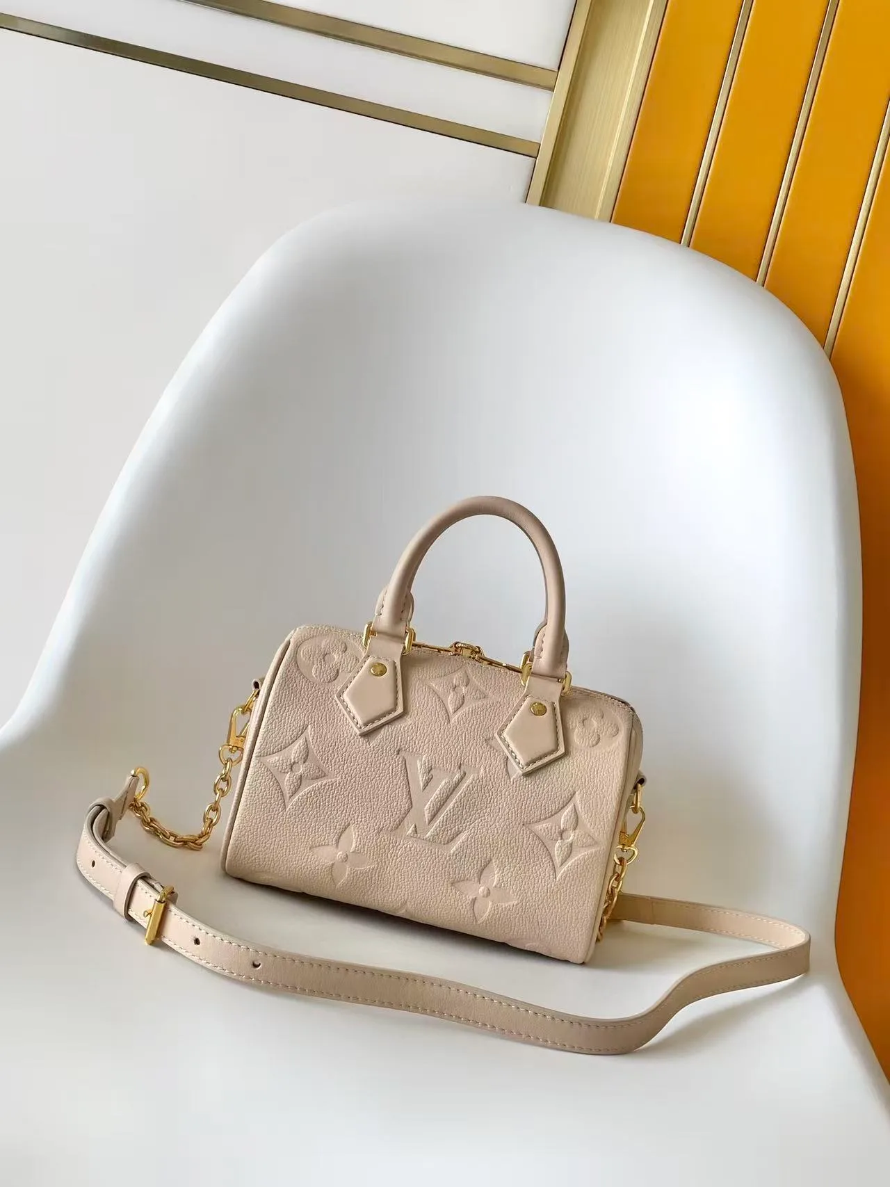 Louis Vuitton Speedy Cowhide Smooth Crossbody Bag in Beige · view 3