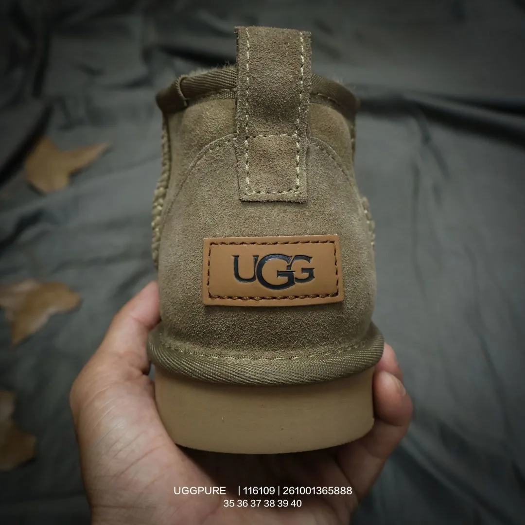 UGG Wool Suede-Look Ankle Boots in Green · view 5