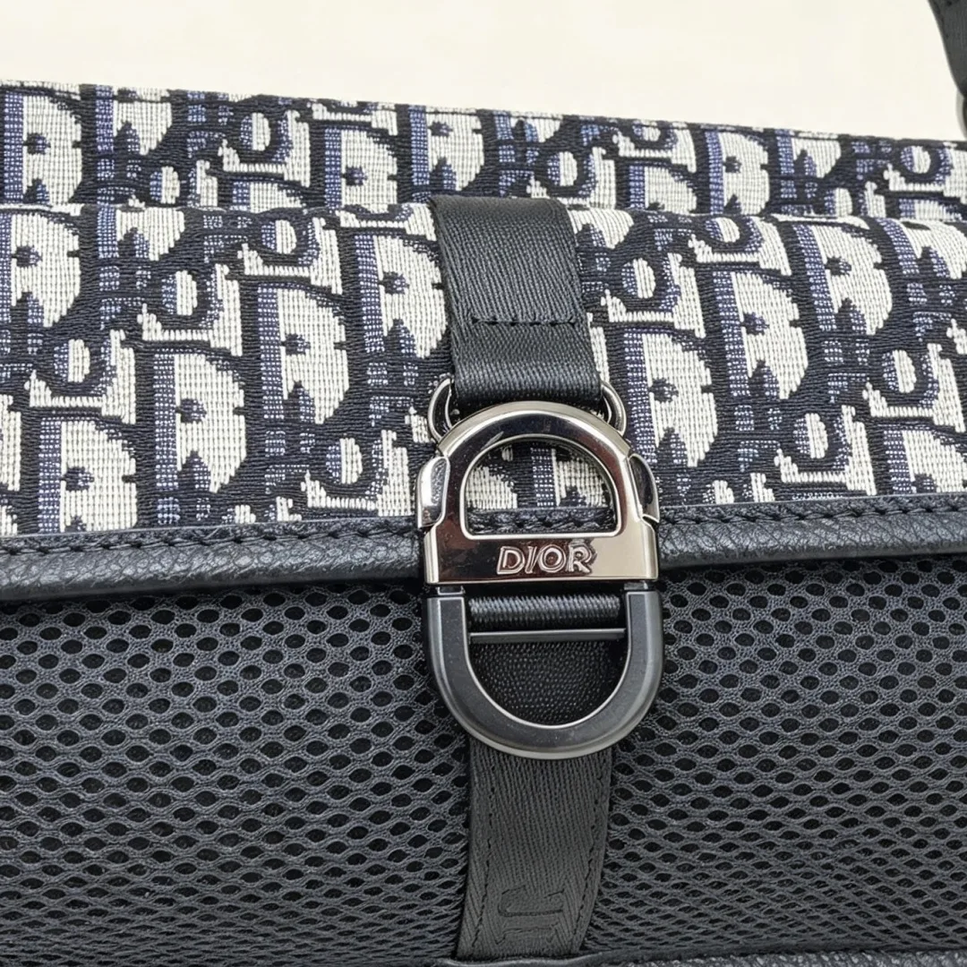 Dior 5618 Messenger Bag in Black · view 5