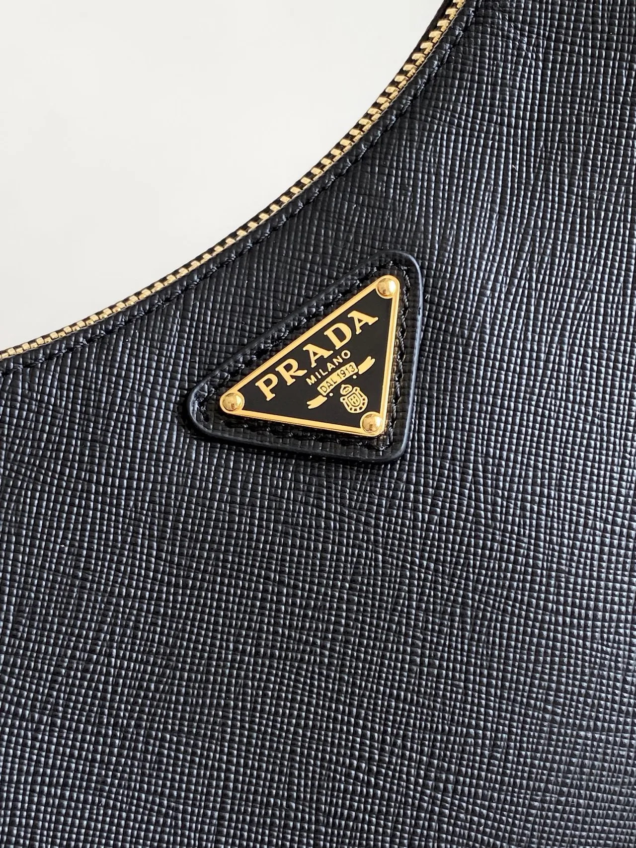 Prada Re-Edition 2005 Saffiano Leather Shoulder Bag in Black · view 5