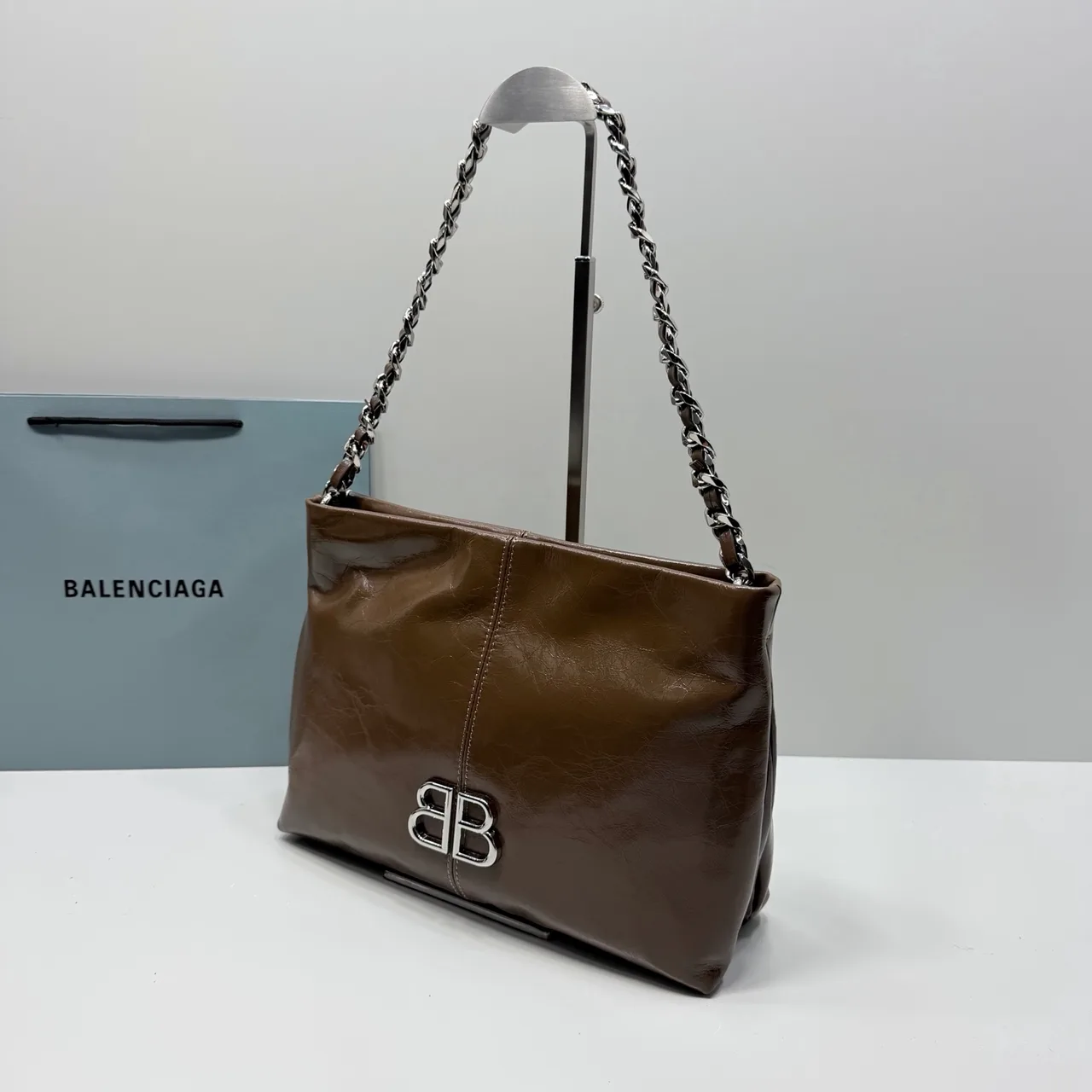Balenciaga Cowhide Glossy Hobo Bag in Brown · view 4