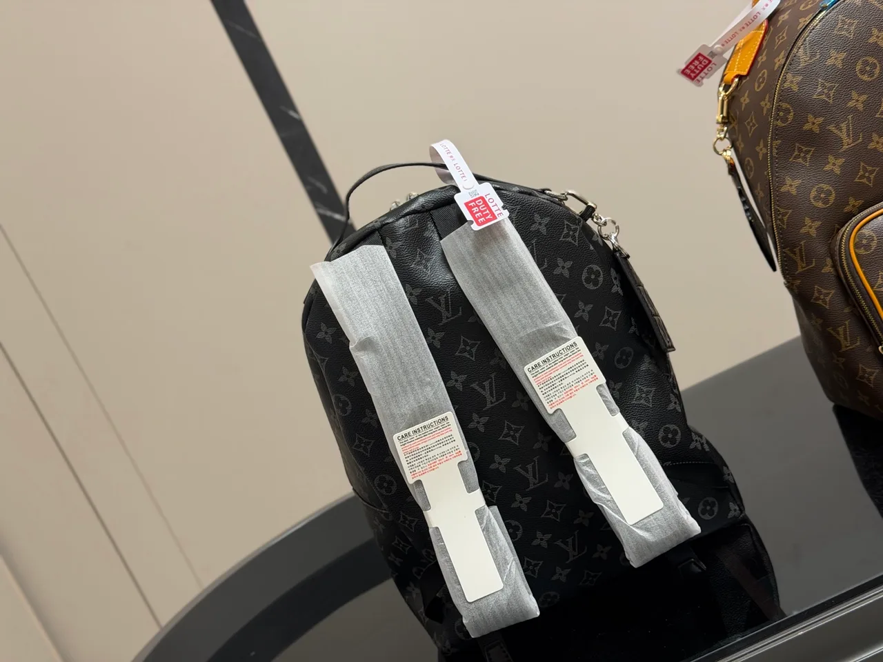 Louis Vuitton Discovery Backpack in Black / Brown · view 4