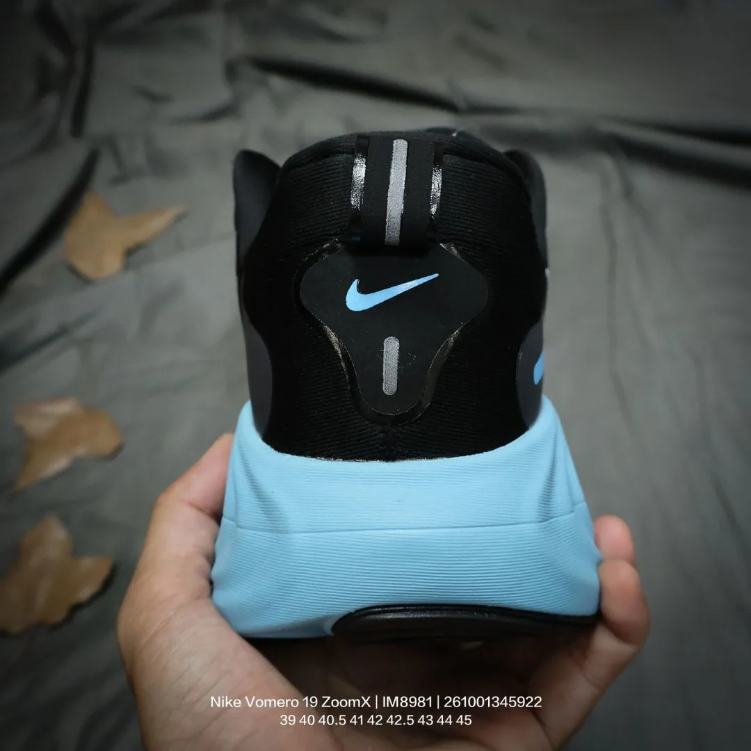 Nike Sneakers in Black · view 5