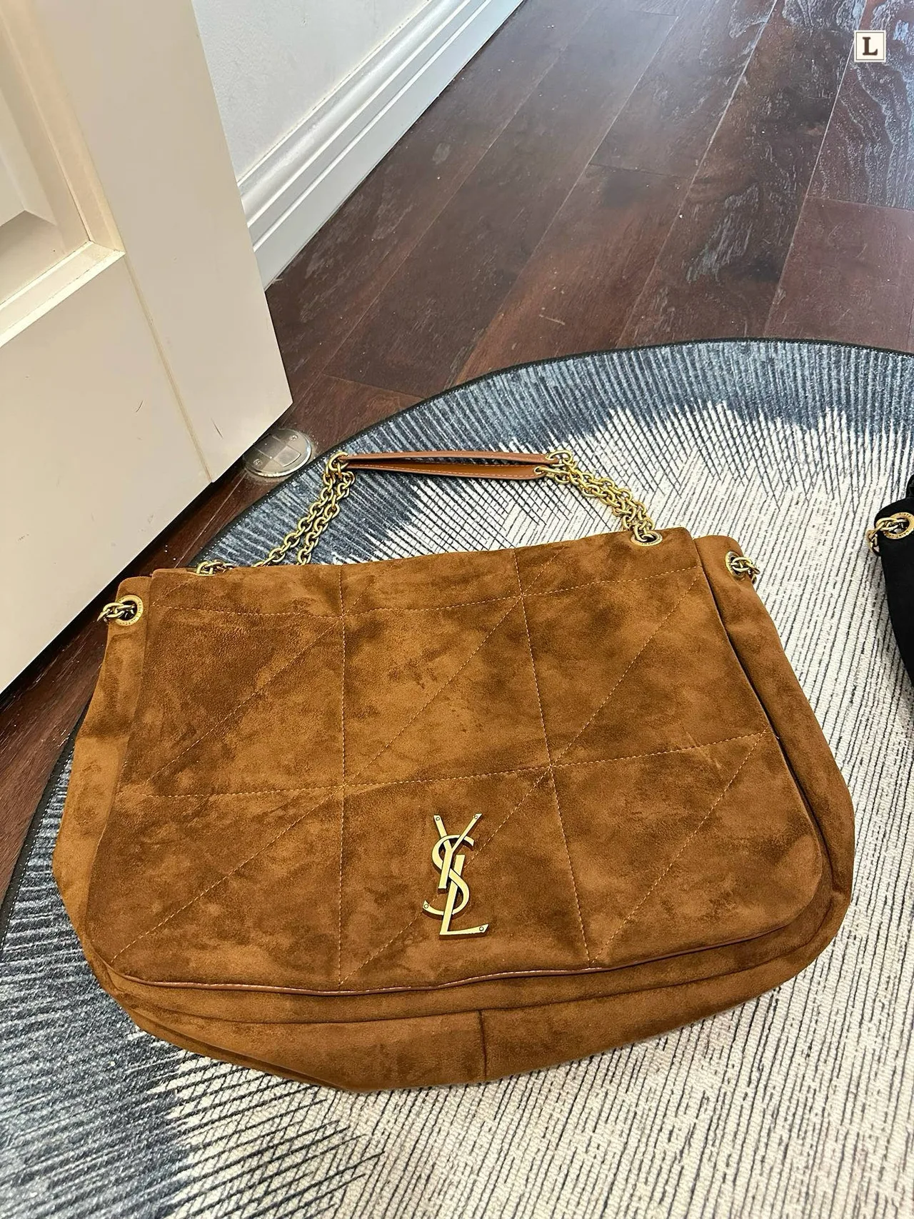 Saint Laurent Jamie Shoulder Bag in Brown · view 2