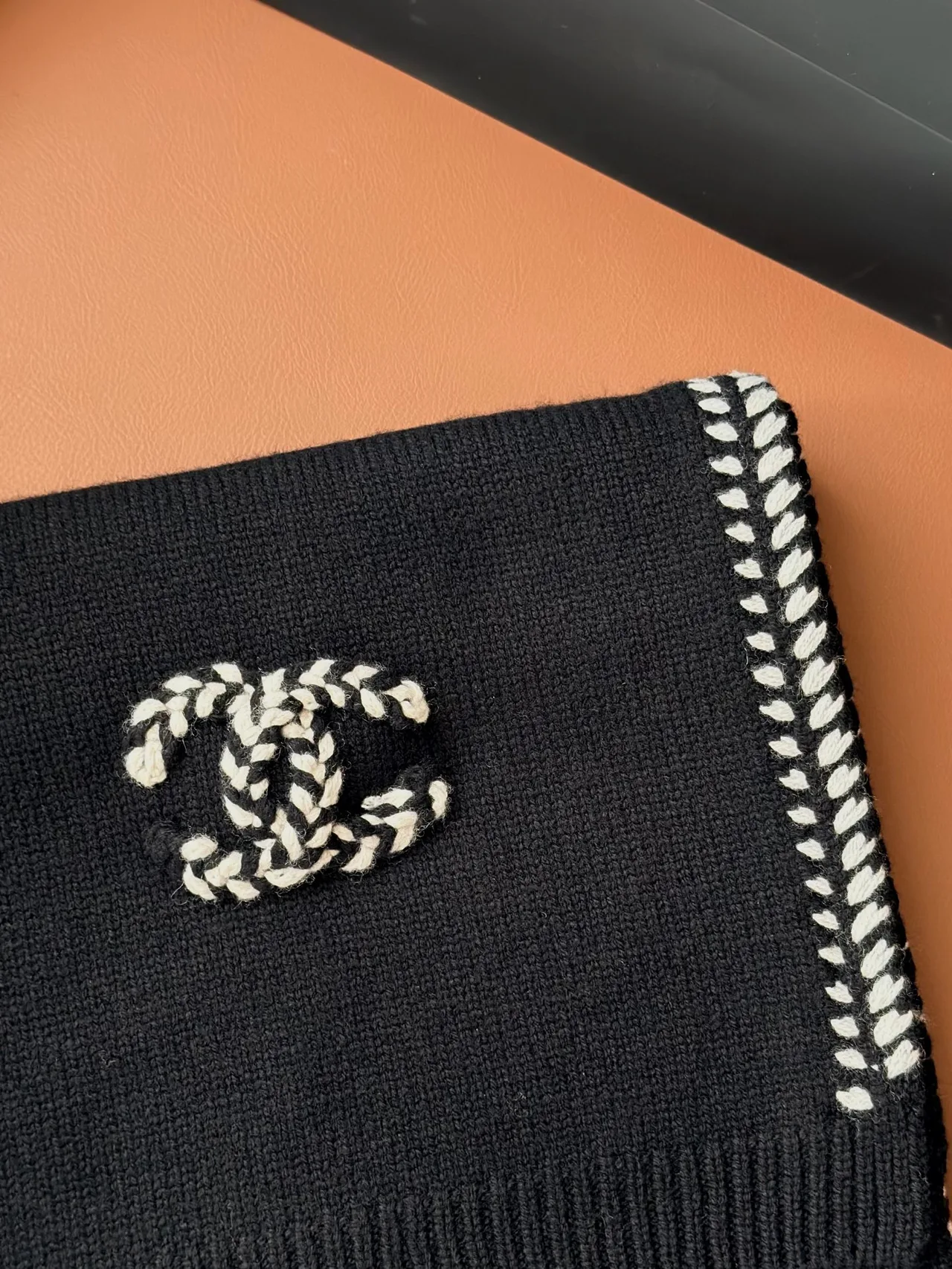 Chanel Cashmere Scarf in Black · view 8