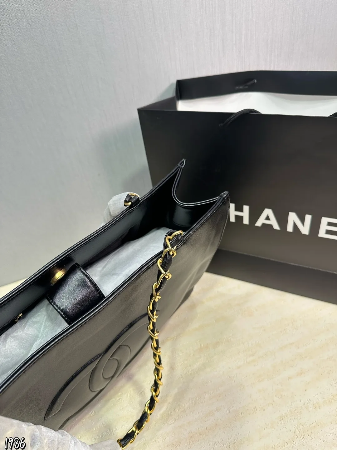 Chanel Sheepskin Tote in Black · view 8