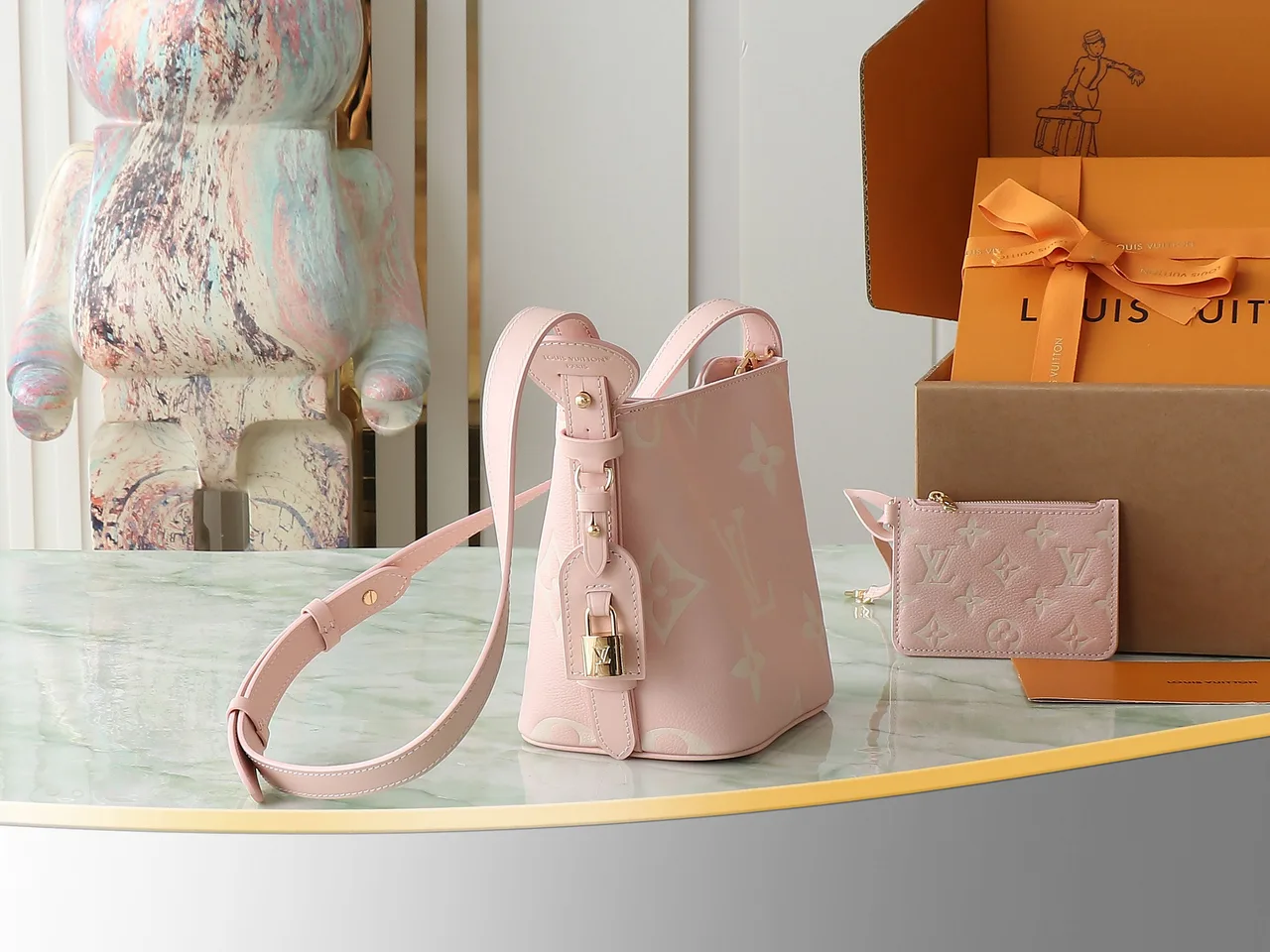 Louis Vuitton Canvas Bucket Bag with Pouch in Pink · view 2