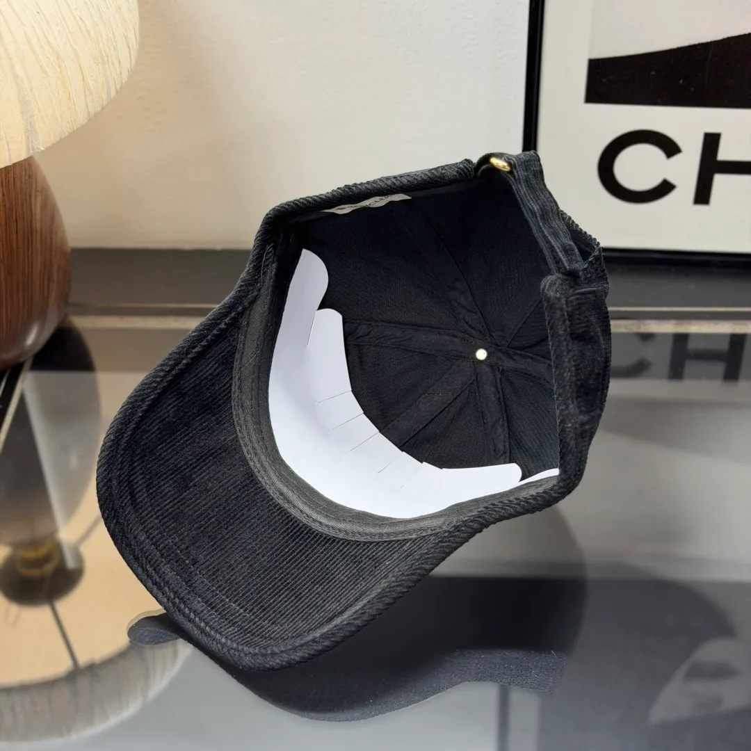 Moncler Baseball Cap in Black · view 7