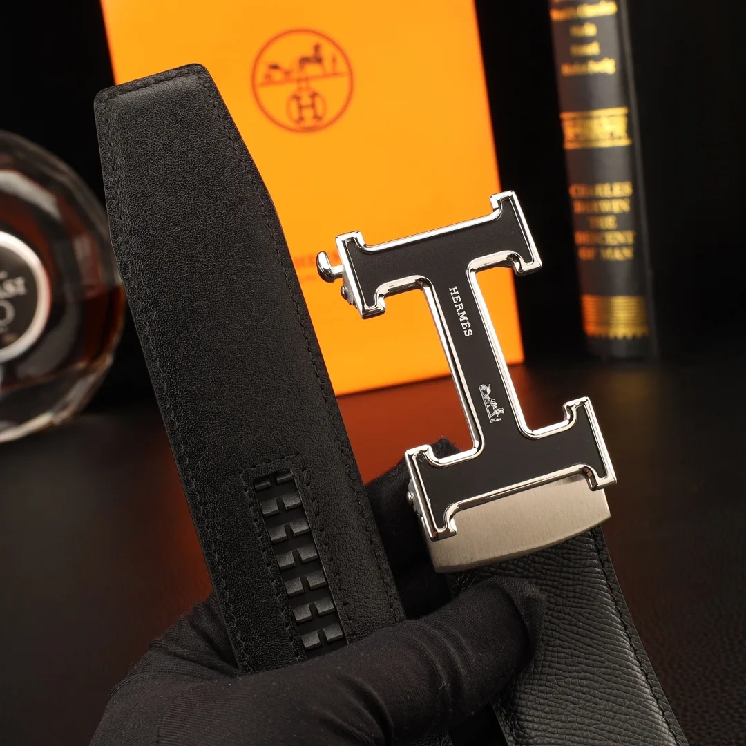 Hermes Automatic Belt in Black · view 6