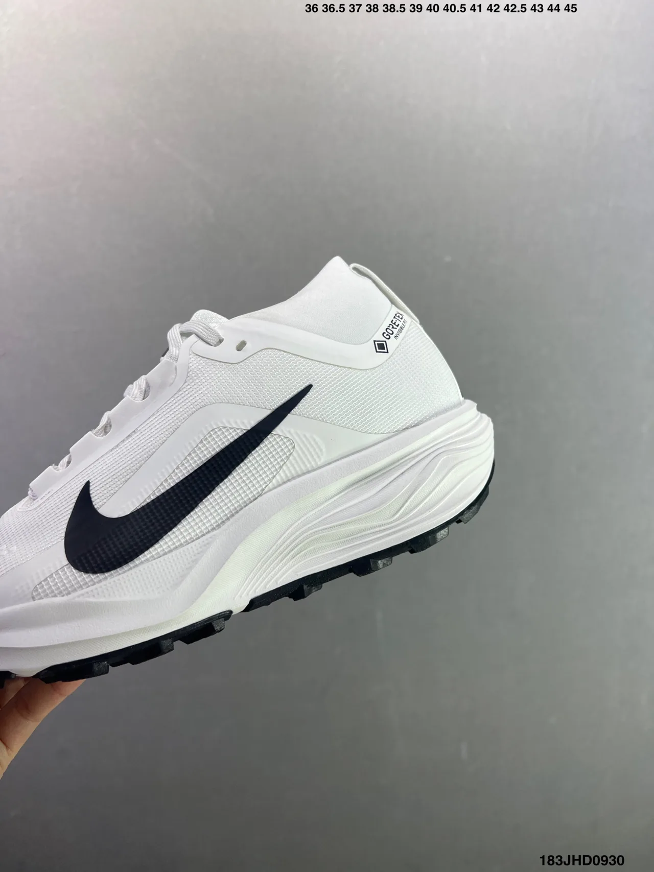 Nike ACG Low-Top Sneakers in White · view 4