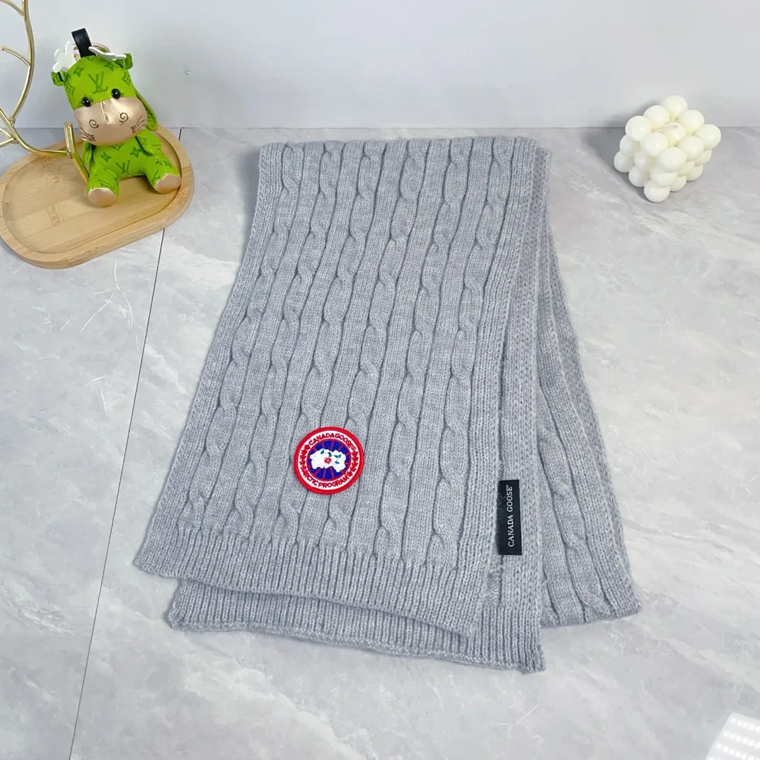 Canada Goose Wool Hat Scarf and Gloves Set in Grey · view 3